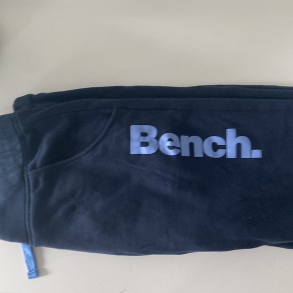 Limited navy bench sweatpants - Picture 2 of 6
